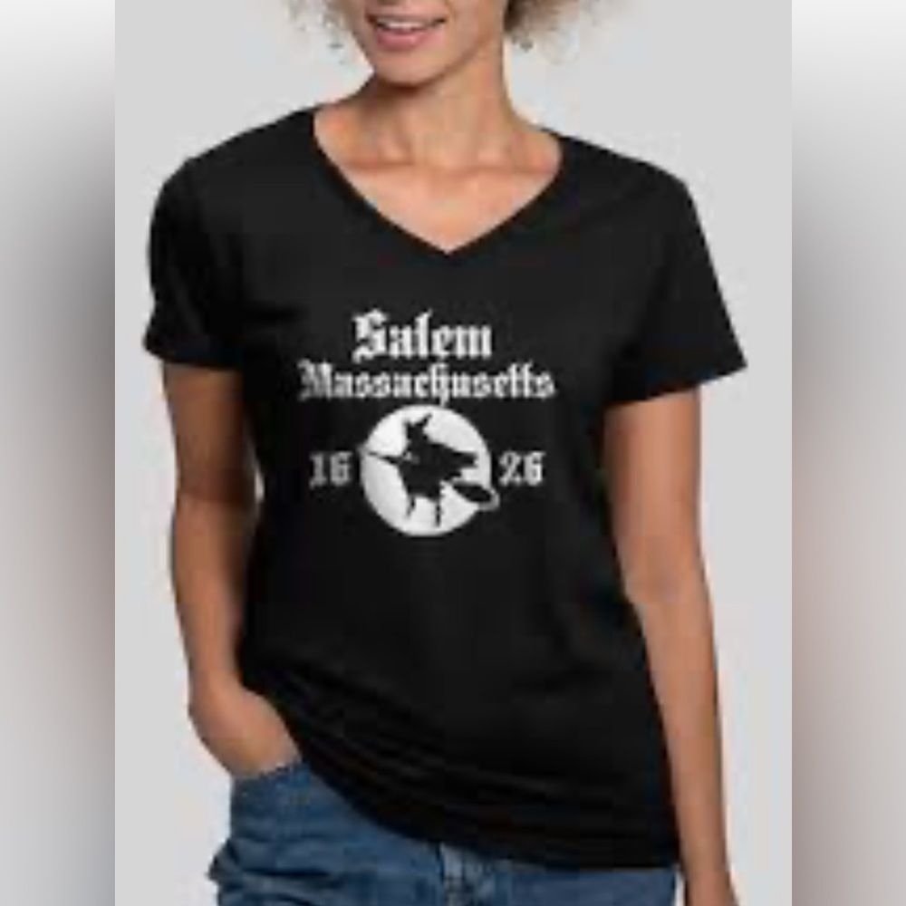 Next Level Apparel Salem Witch Halloween Graphic T shirt | Size Medium - Picture 2 of 4